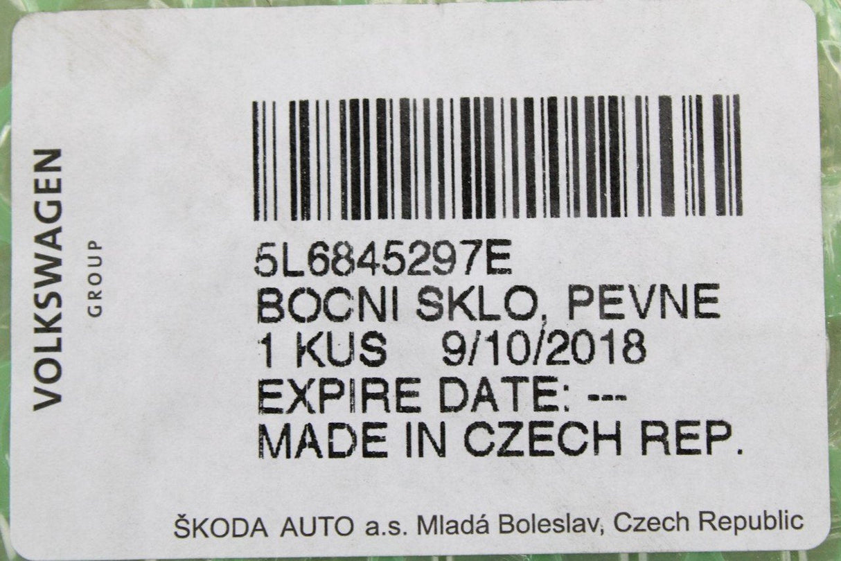 Skoda Yeti 2010-2017 Left rear side window (Tinted) 5L6845297E