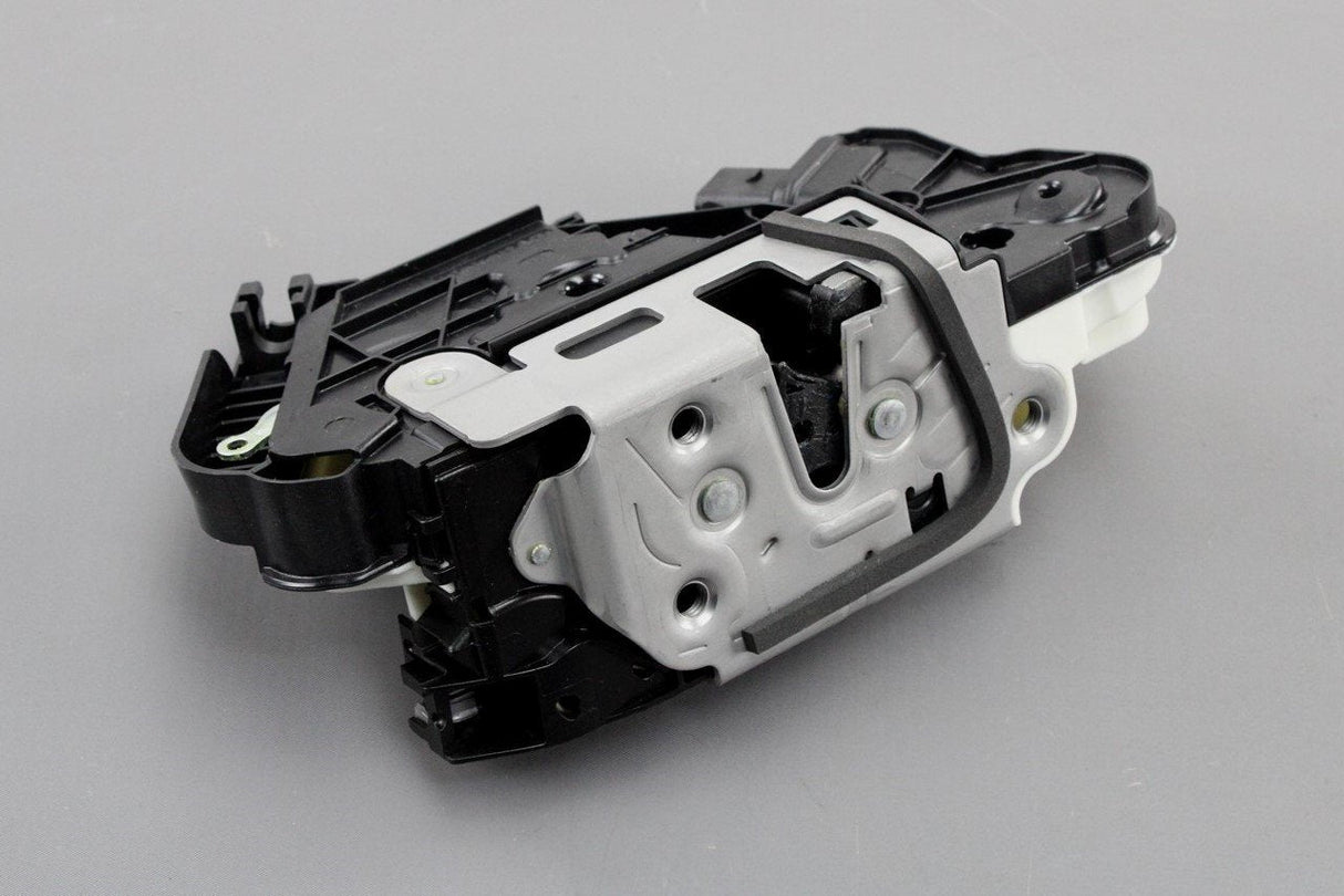 VW Up! 2017-on SEAT Mii front door lock mechanism (right) 1S2837016F