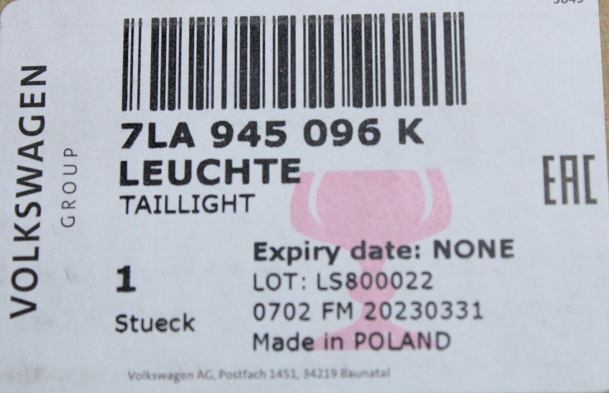 VW Transporter T6.1 right halogen tail light (tailgate model) 7LA945096K