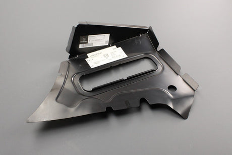 Mercedes-Benz GLC rear quarter vent panel (left) A2536306901