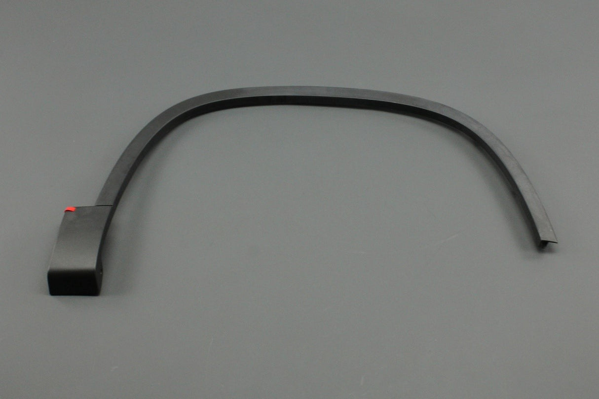 VW Tiguan 2008-2011 front wheel arch cover trim (right) 5N0854732A 9B9