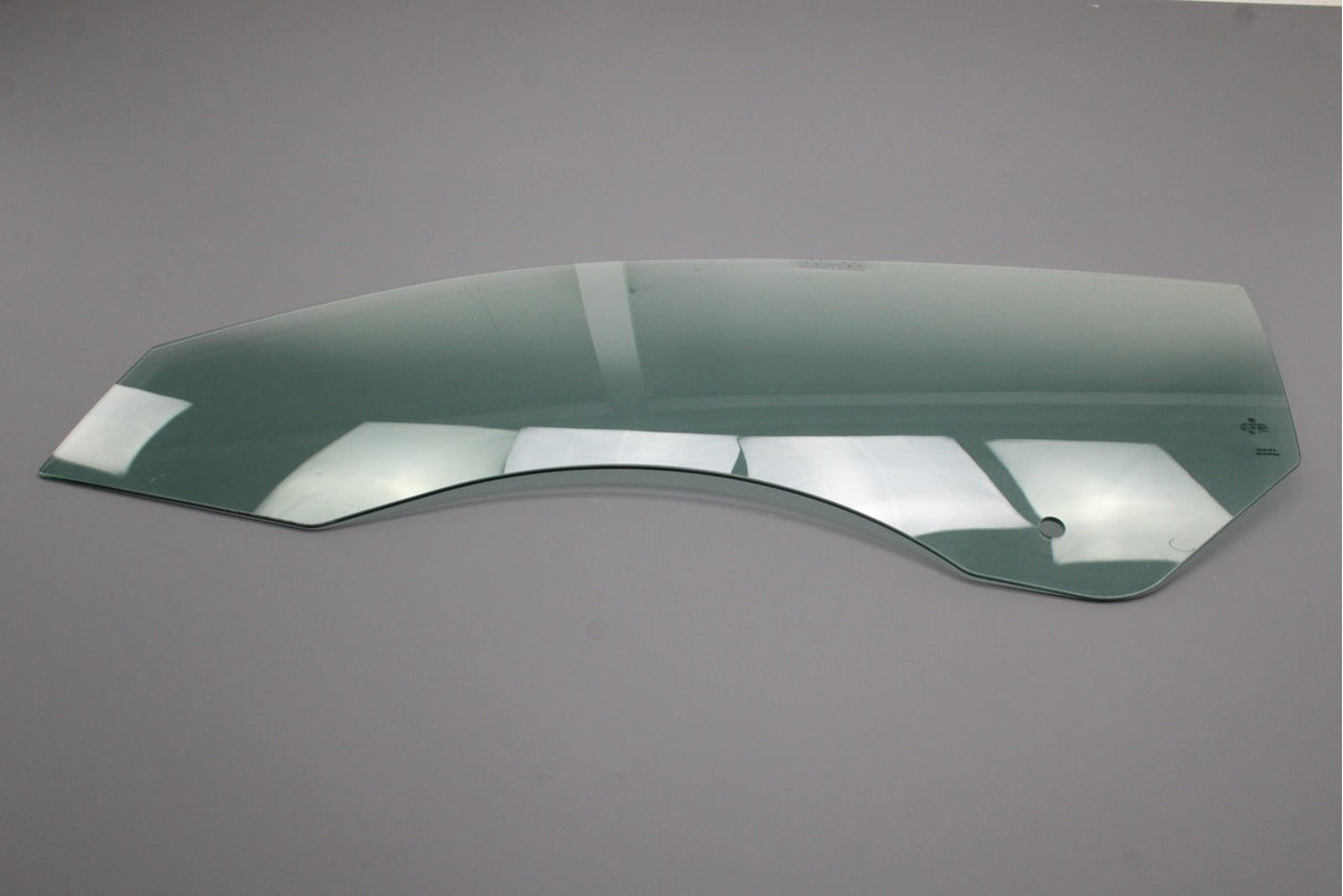 VW Scirocco 2009-2018 front side door window glass (left) 1K8845201B