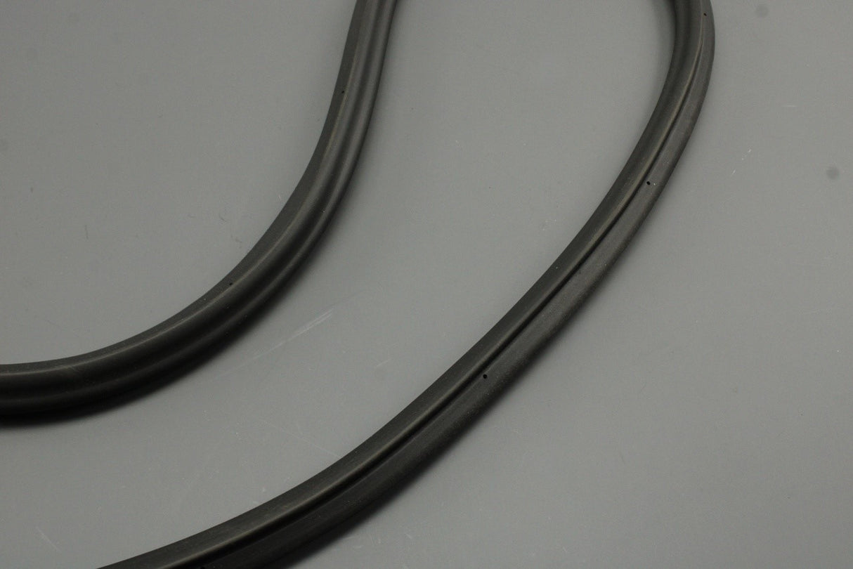 Audi A8 S8 2010-17 rear door seal (inner left/right) 4H0833721G