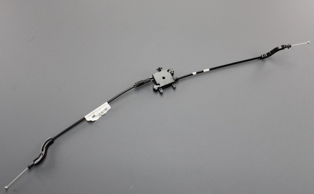 Audi Q2 2017-on bonnet release cable (centre front section) 81A823531