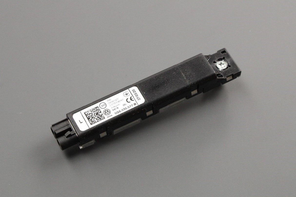 VW Golf MK7 MK7.5 boot lid aerial amplifier (left upper) 5G6035577B