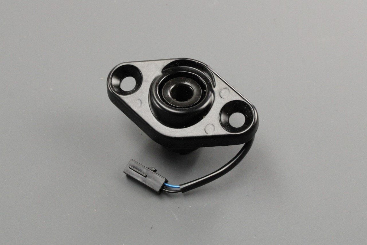 VW Caddy 2004-2011 sliding door catch plate (lower) 2K0843639E