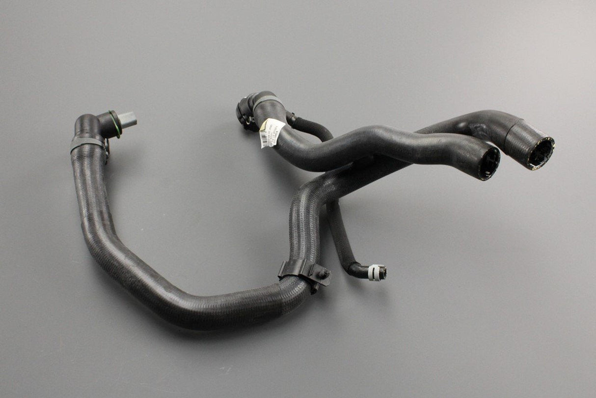VW Golf MK7 Audi A3 Skoda Octavia SEAT Leon 13-17 coolant hoses (left) 5Q0121049K