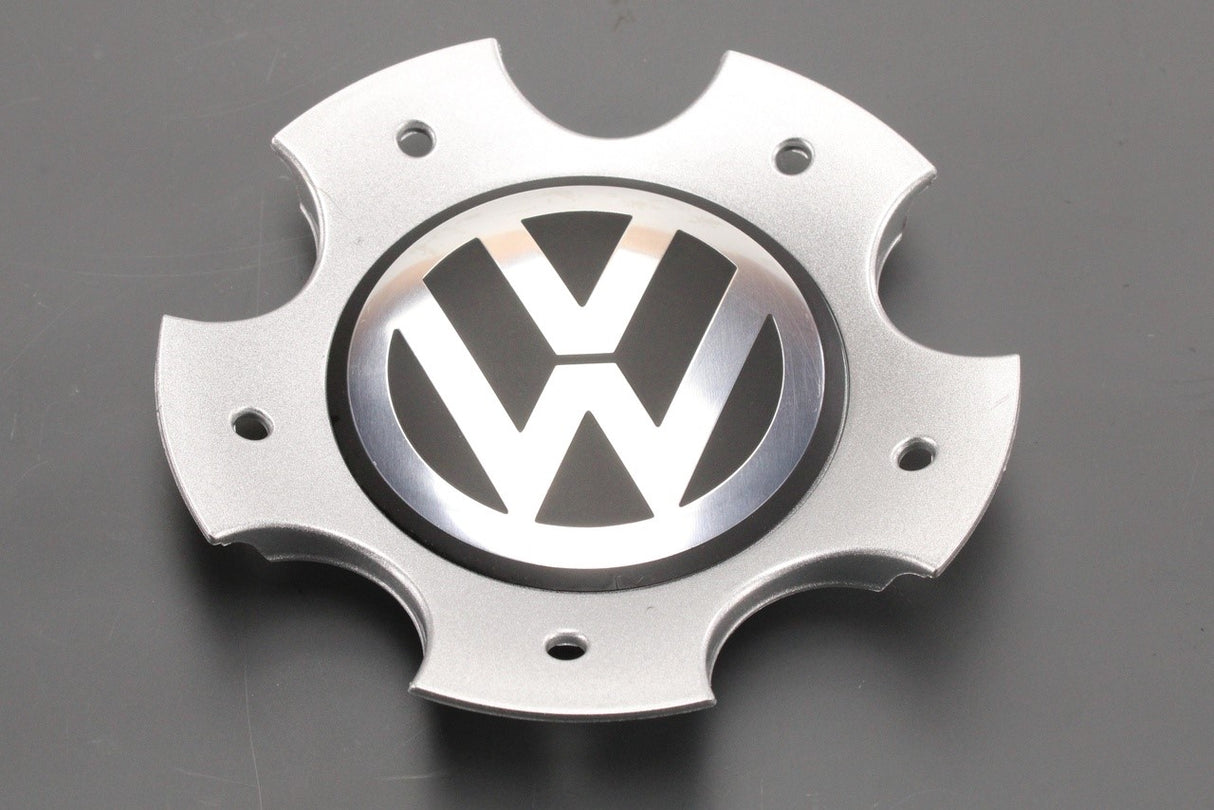 VW Fox 2005-2012 alloy wheel centre cap (x1) 5Z0601149A YSW