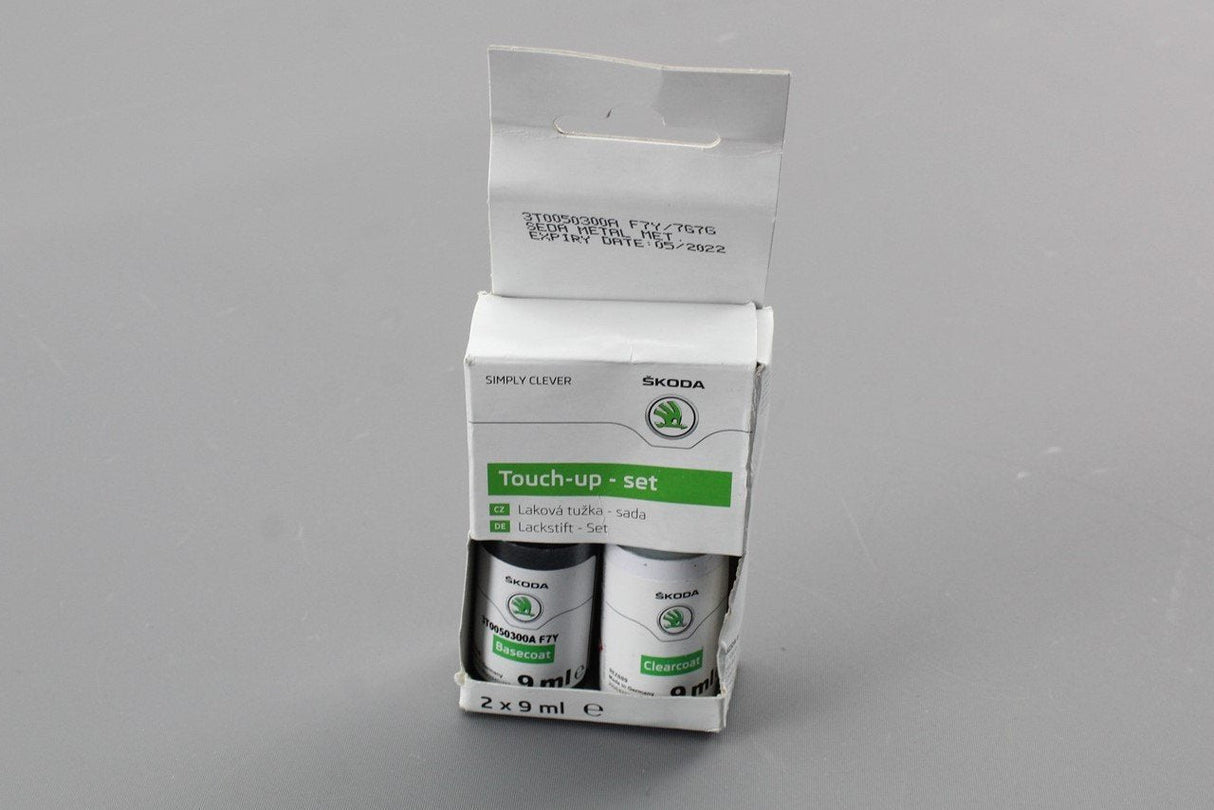Skoda Touch up pen and clear coat F7Y Grey-metallic 2x9ml 3T0050300AF7Y
