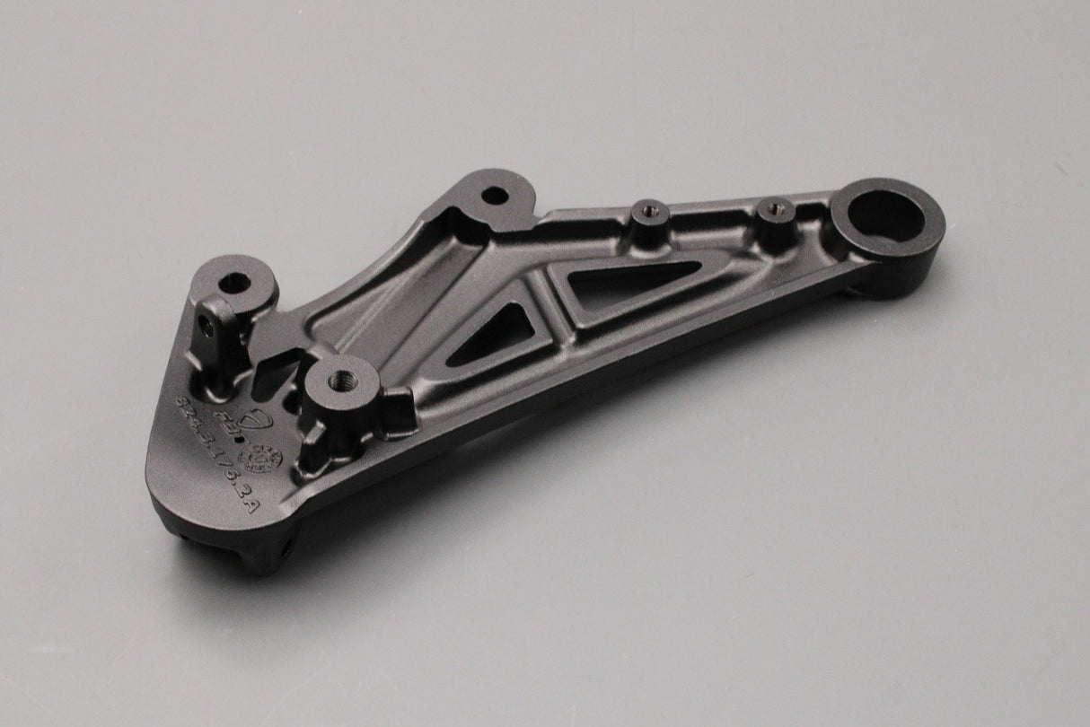 Ducati 1199 Panigale 2013 Diavel 11-18 foot peg holder (right) 82411761B