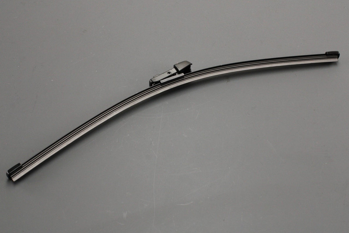 Skoda Superb Sedan 2015-on rear wiper blade 3V5955425, view 1