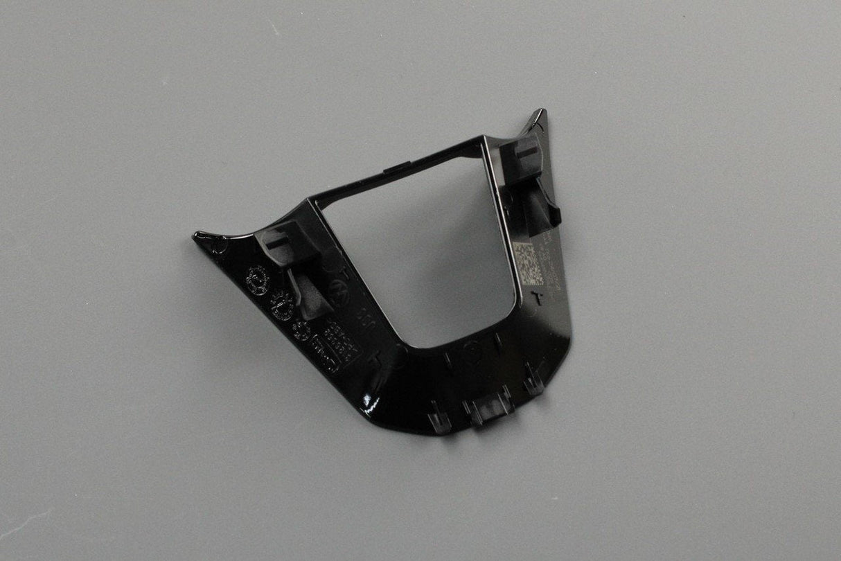 VW Golf MK8 2020-on steering wheel trim (lower) 5H0419659E 041