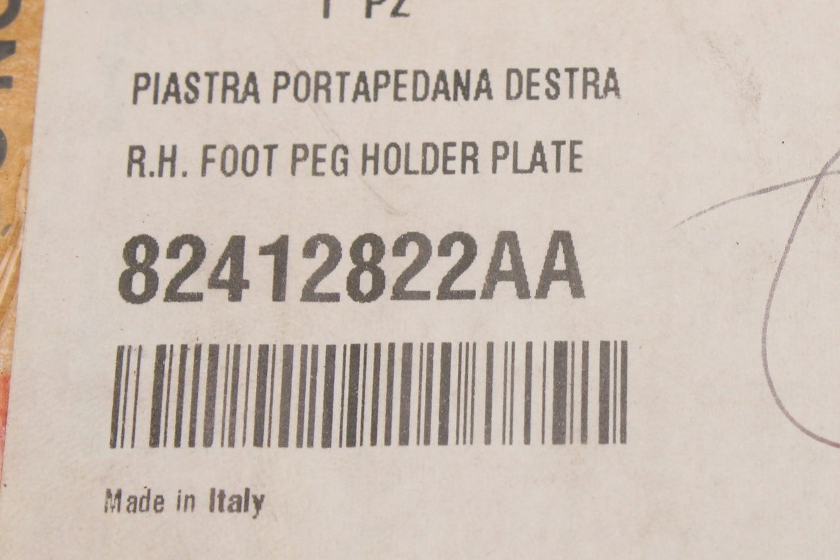 Ducati Monster 19-21 Scrambler 19-20 foot peg plate (right) 82412822AA