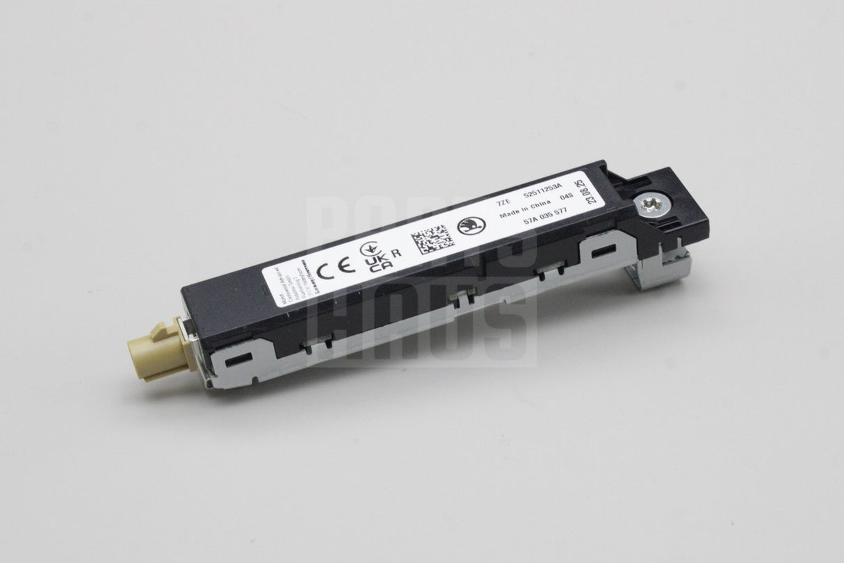 Skoda Karoq 2018-on screen aerial impedance converter (AM/FM) 57A035577