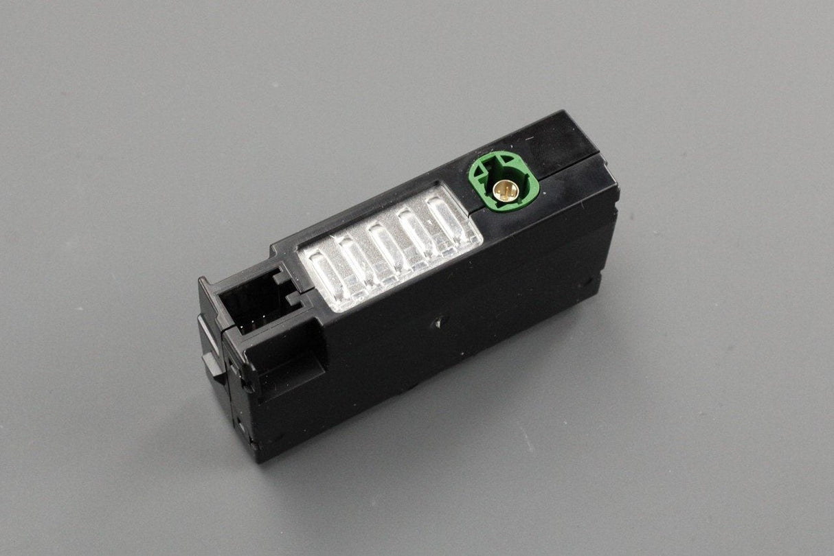 Audi A1 A3 2019-on dual USB port (type-C) 82A035736A