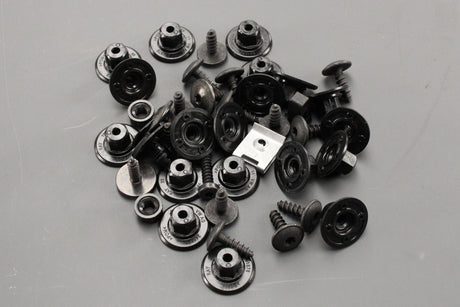 Audi A8 S8 2018-on wheel arch liner attachment screw set 4N0098629