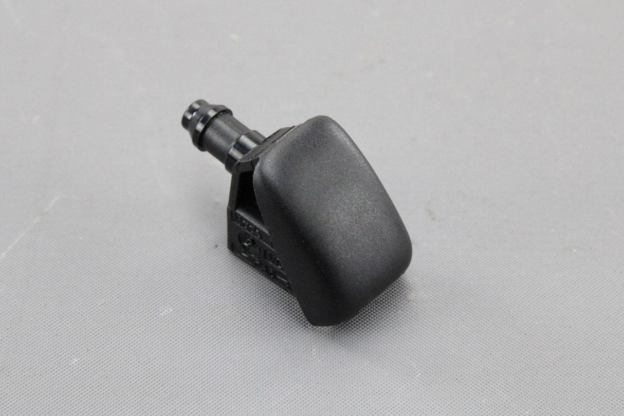 Skoda Fabia Octavia Roomster front windscreen washer jet 5J0955985