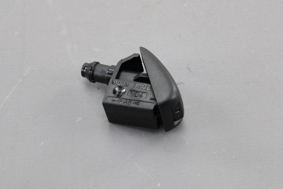 Skoda Fabia Octavia Roomster front windscreen washer jet 5J0955985, view 1