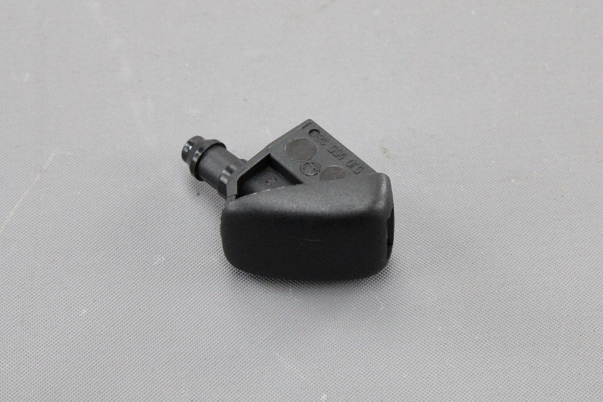 Skoda Fabia Octavia Roomster front windscreen washer jet 5J0955985