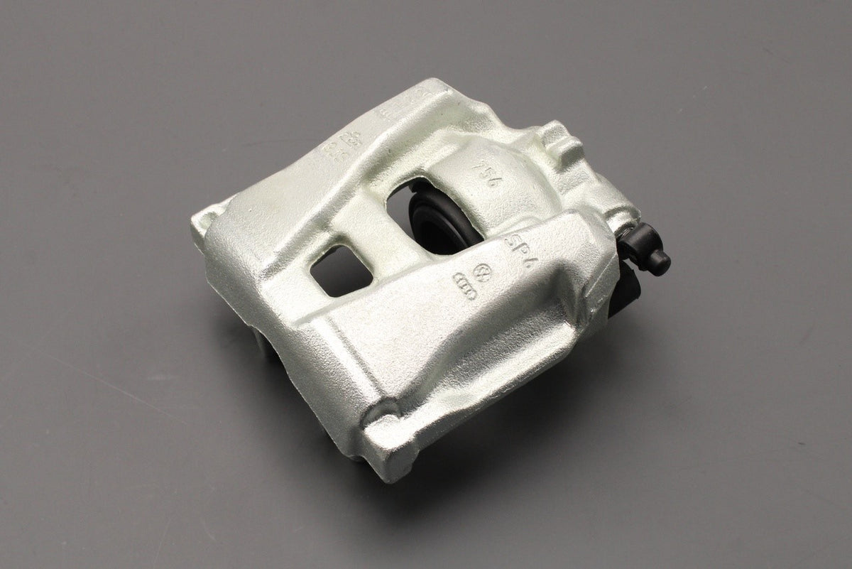 Audi A4 2008-16 A5 2008-2016 front brake caliper (right) 8K0615124C, view 1