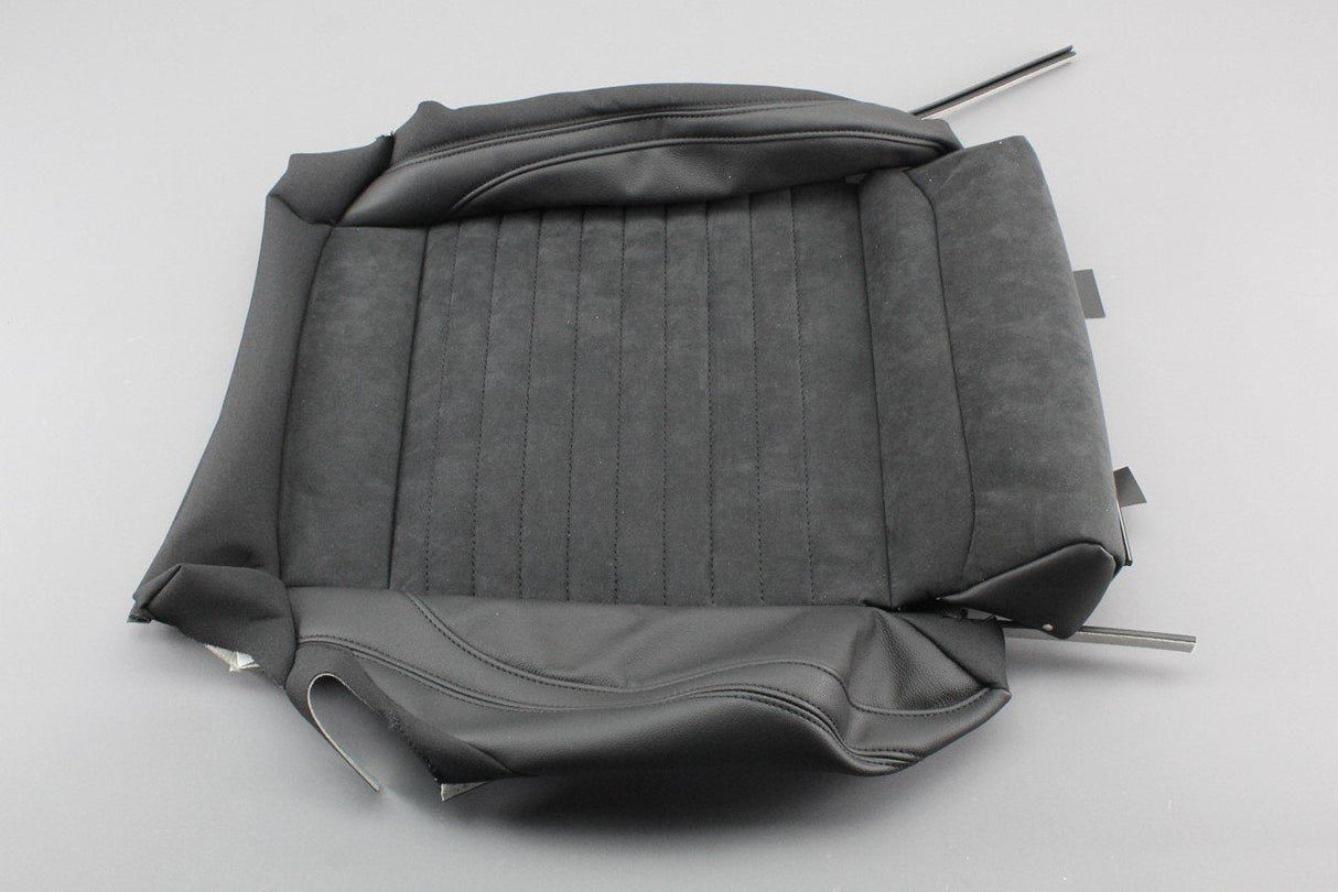 VW Passat B8 2015- Front right drivers seat base cover 3G0881406EK KWW