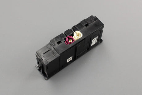 Mercedes-Benz multimedia control unit (USB-A) A2058200526