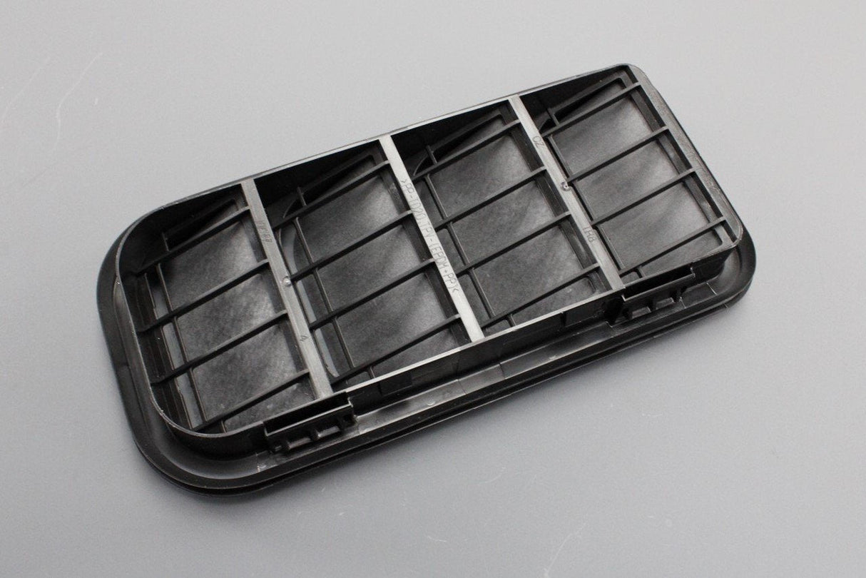 VW Golf MK7 MK8 Tiguan Audi Skoda SEAT air vent grill trim 7N0819465E
