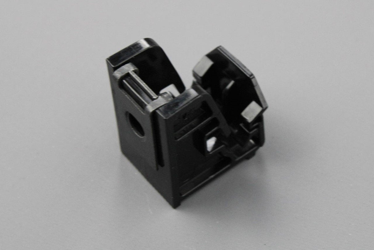 VW Polo 6R 6C 2010-17 headlight mounting fixing clip (x1) 6R0941511