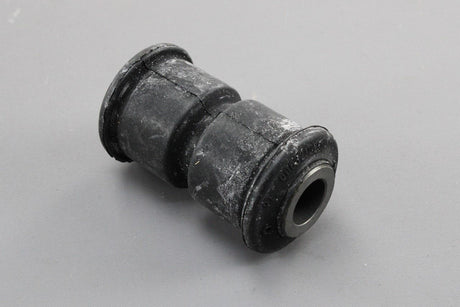 VW Crafter 2006-16 rear leaf spring bonded bushes x2 2E0411346
