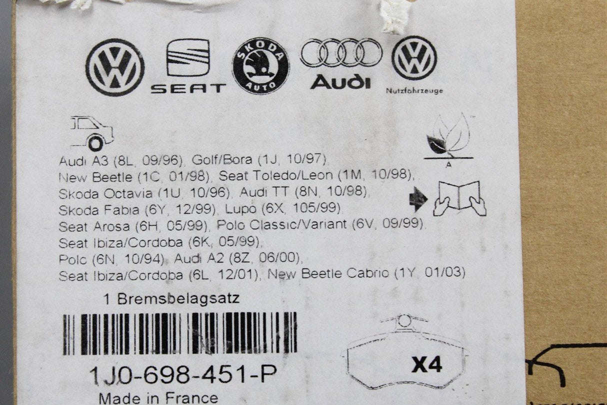 VW Golf MK4 Audi TT Skoda Octavia SEAT Leon brake pads (rear) 1J0698451P
