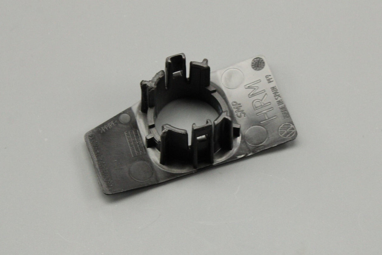 VW Golf MK7 2013-27 parking sensor bracket (centre rear right) 2G0919492A