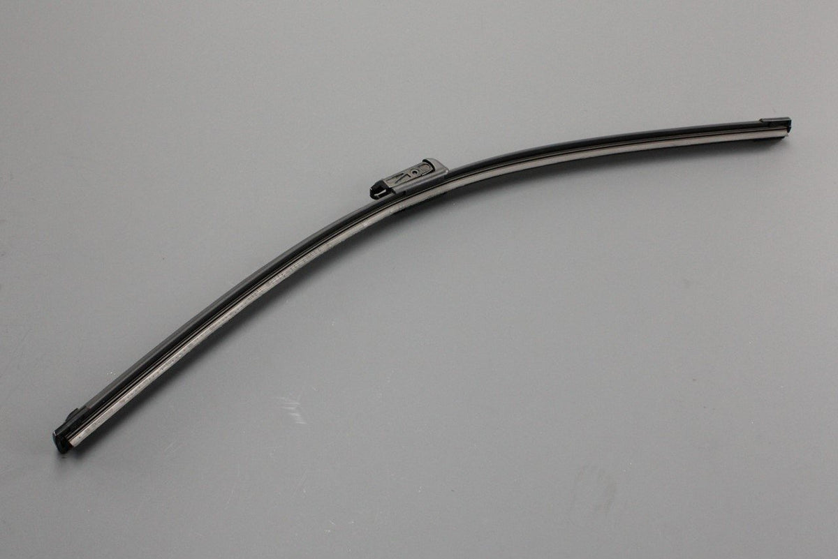 VW Beetle 2012- 2019 aero wiper blade x1 (front) 5C2955426, view 1