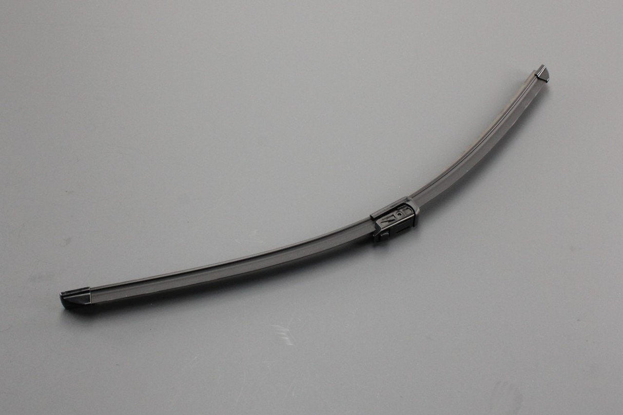 VW Beetle 2012- 2019 aero wiper blade x1 (front) 5C2955426