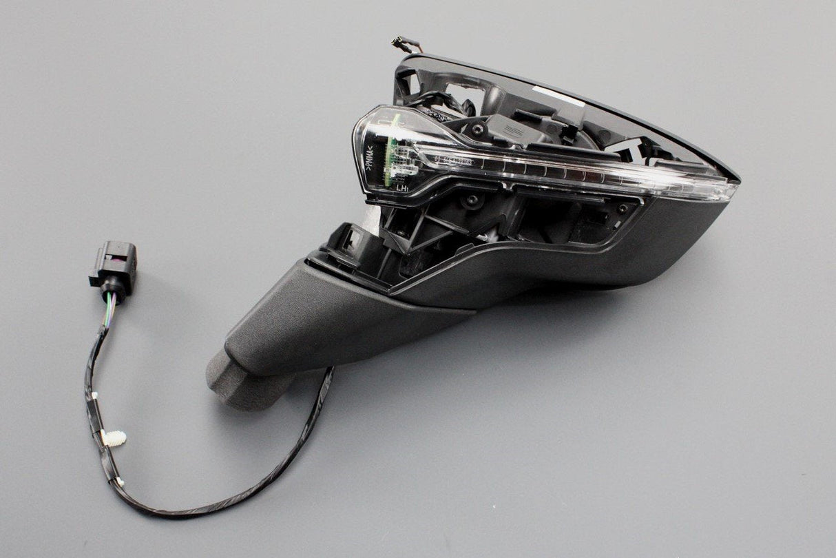 SEAT Leon 5F 2013-on wing mirror housing RHD (left) 5F2857507N 9B9