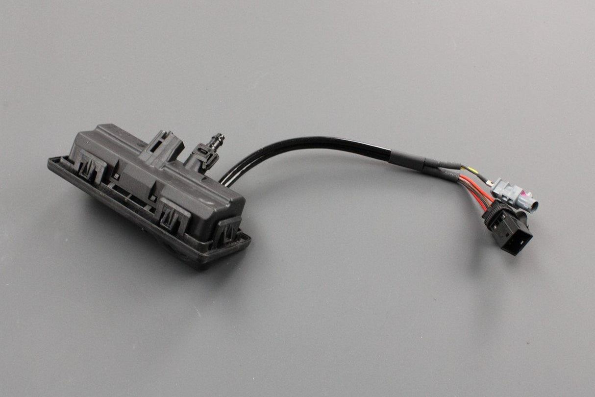 VW Tiguan SEAT Tarraco 16-on boot release button with camera 5NA827566D