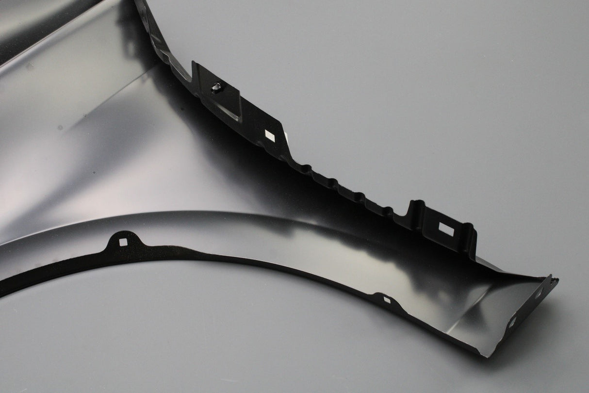 VW Golf MK8 2020-on front wing body panel (right) 5H0821022B