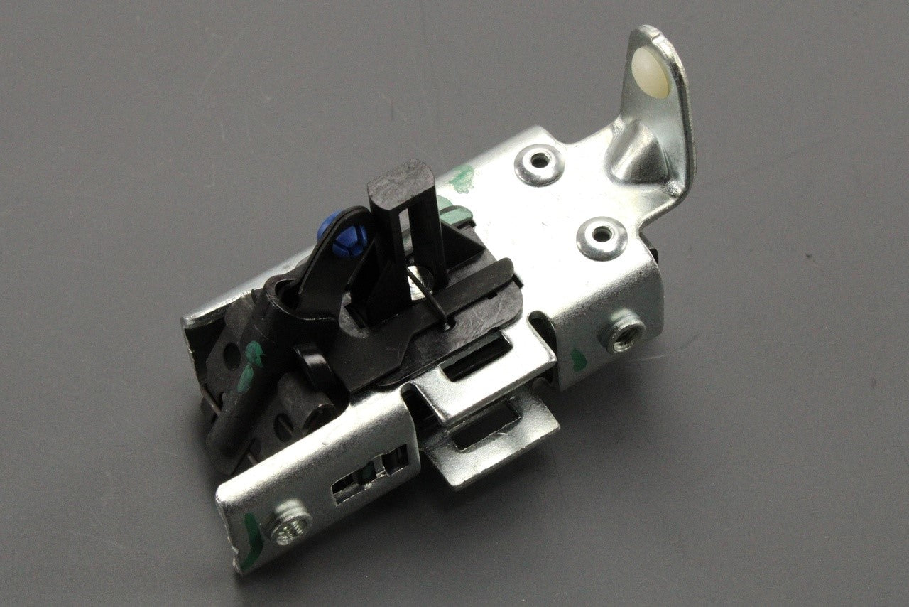 Vauxhall Corsa E 2015-19 rear seat backrest latch (left) 39025655