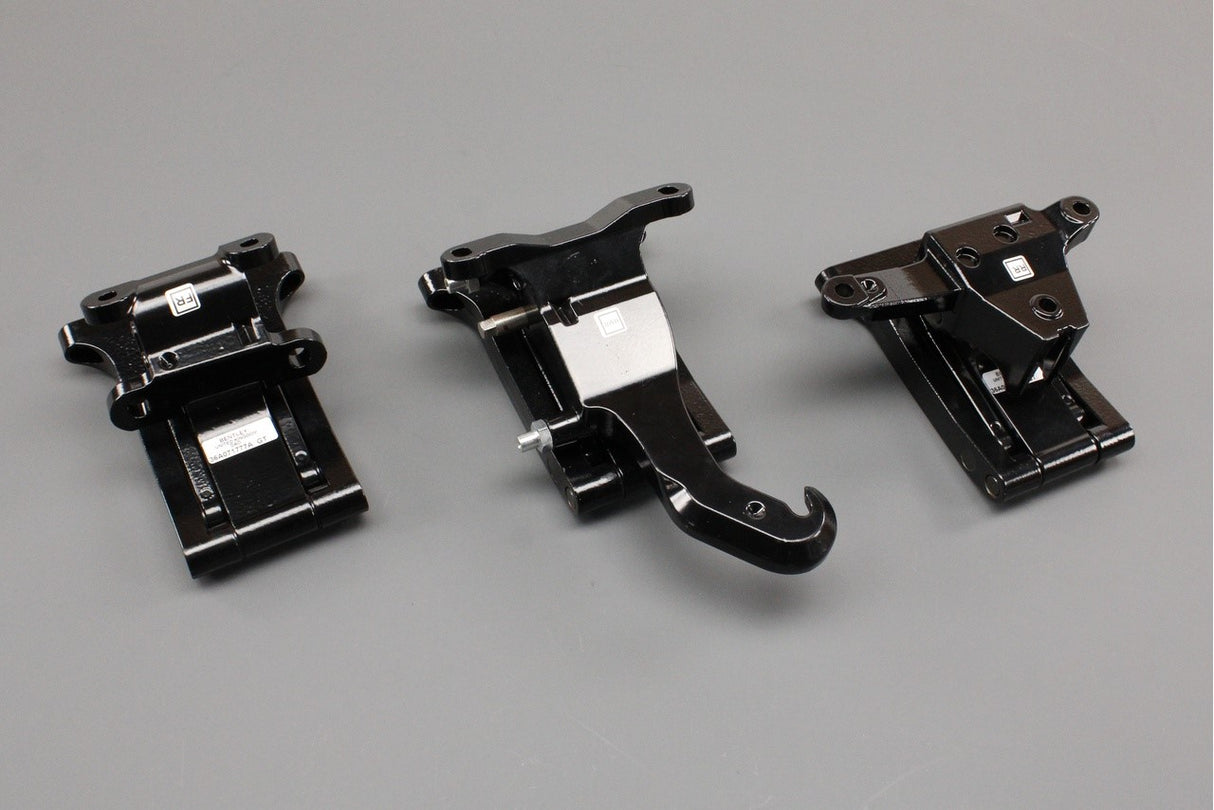 Bentley Bentayga 17-20 side step mounting bracket kit (right) 36A071777A