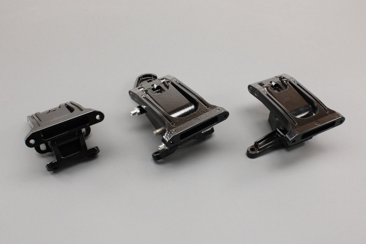 Bentley Bentayga 17-20 side step mounting bracket kit (right) 36A071777A