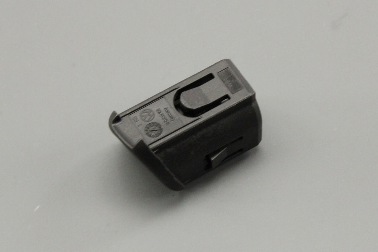 VW Golf ID.3 Skoda SEAT Leon LHD door lock housing (right) 5H0839168