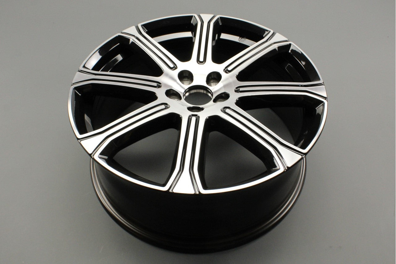 Volvo XC60 2018-on diamond cut alloy wheel (8x20