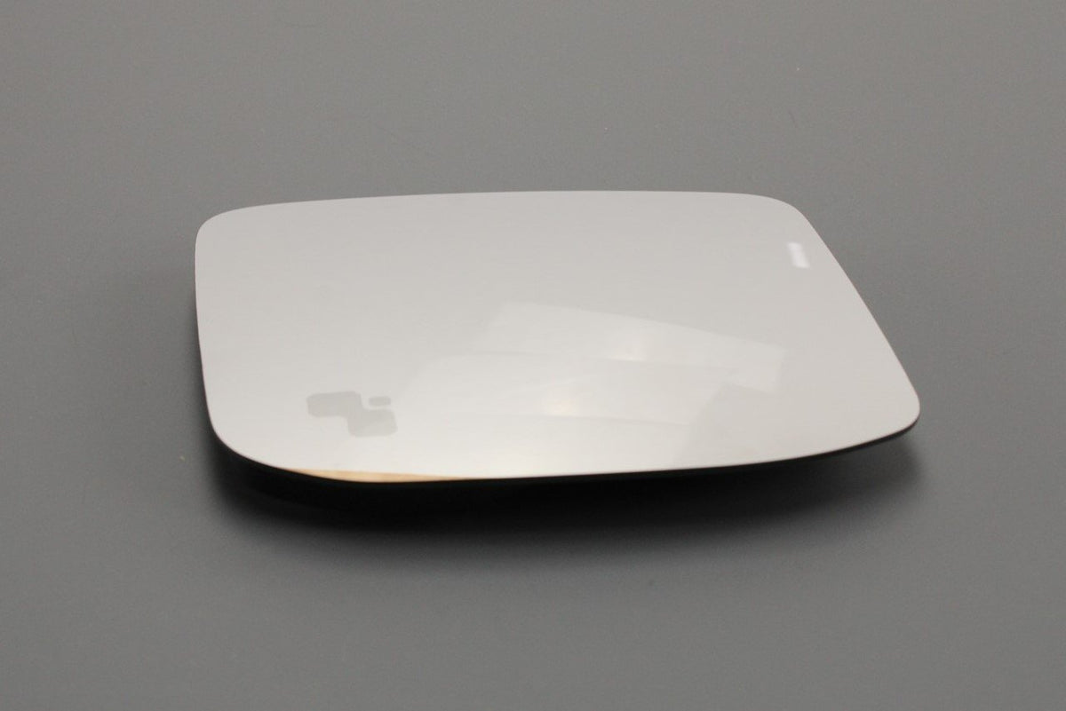 Land Rover wing mirror glass (left) LR154401, view 1
