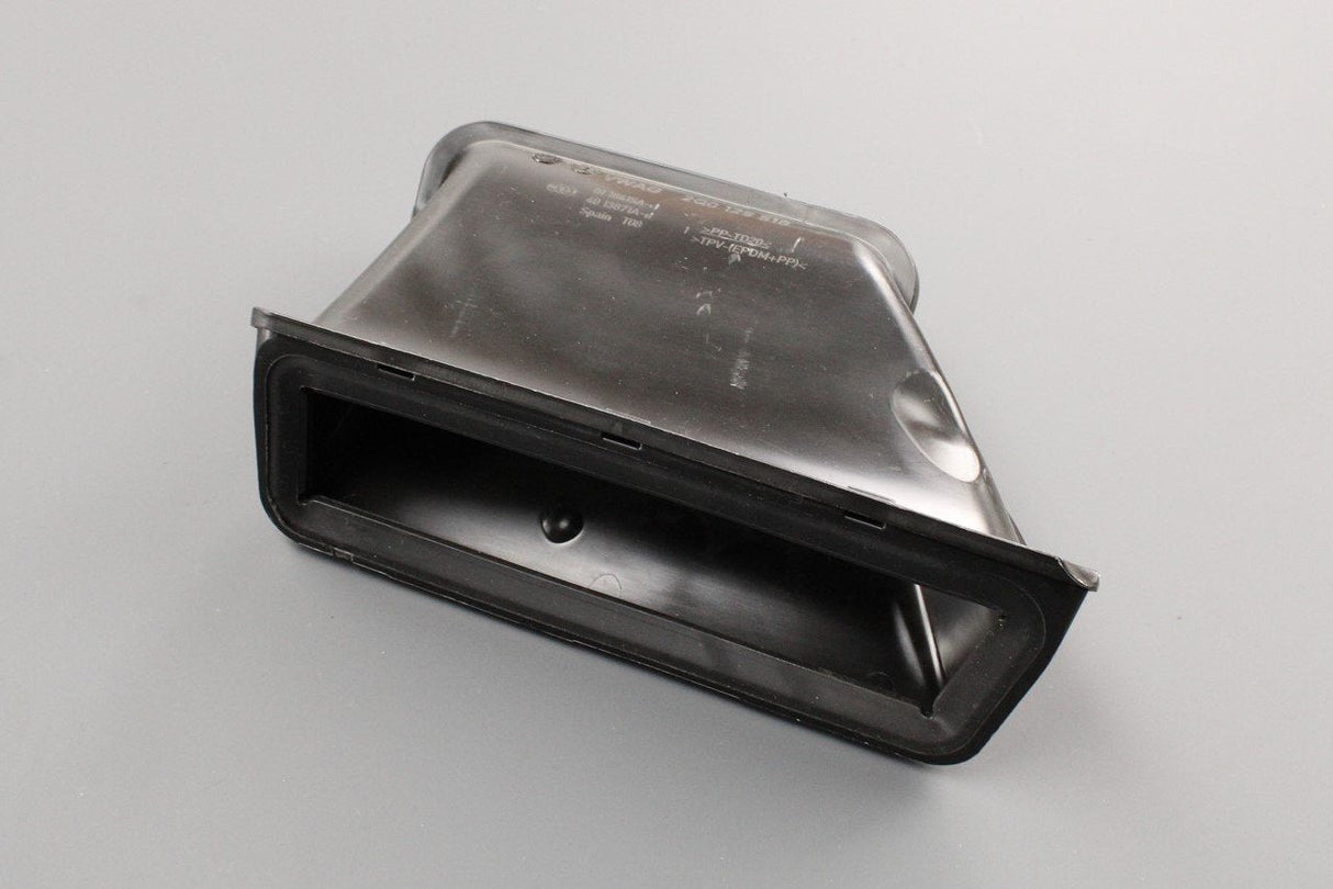 VW Audi Skoda SEAT air intake guide duct 2Q0129618