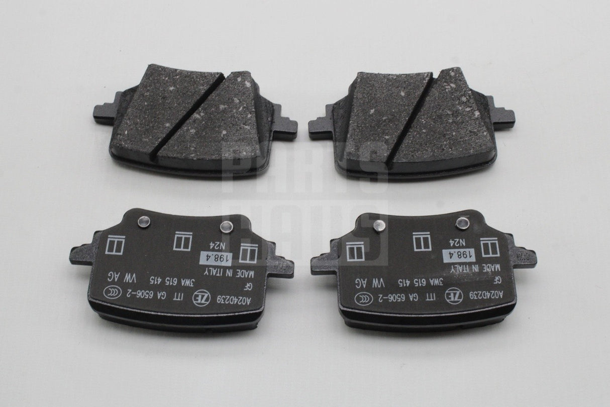 VW Tiguan Passat 24-on Audi Q3 Skoda CUPRA rear brake pads set 3WA698451