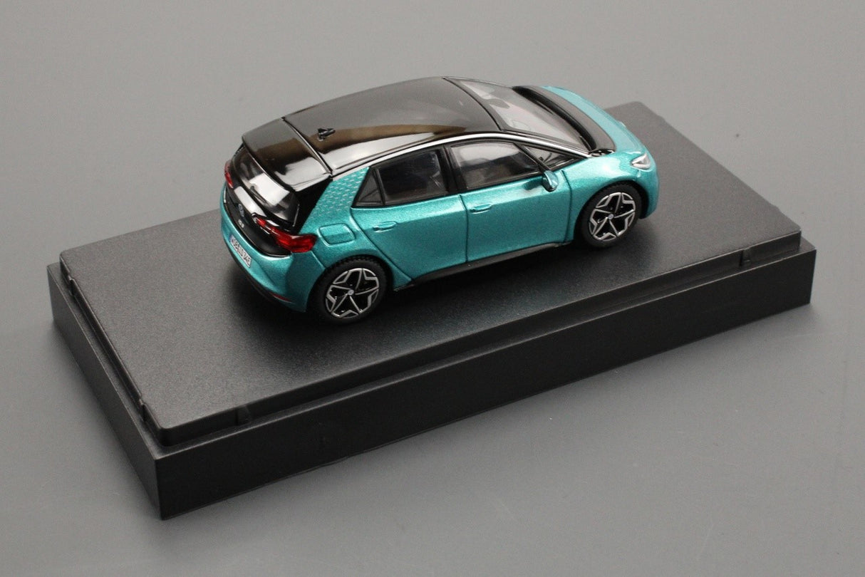 VW ID.3 1:43 model car (Makena/Turquoise Metallic) 10A099300 C6L