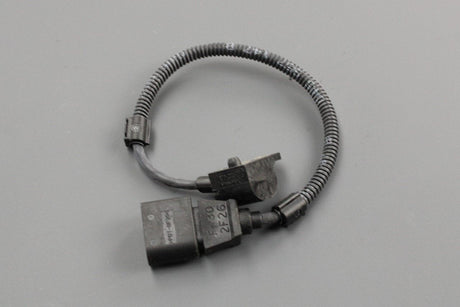 VW Polo 9N Audi A2 Skoda SEAT camshaft position sensor (TDI) 045957147B