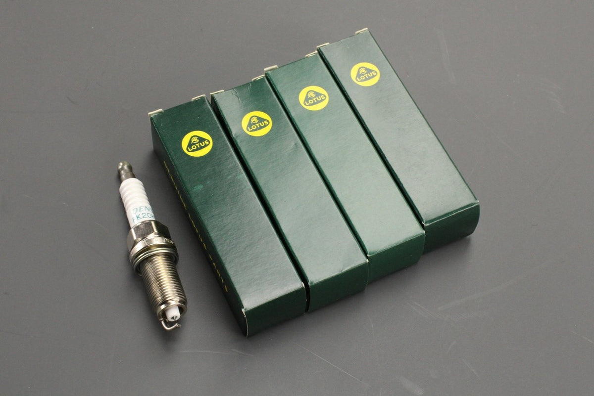 Lotus Toyota Lexus spark plugs (x4) FK20HR11, view 1
