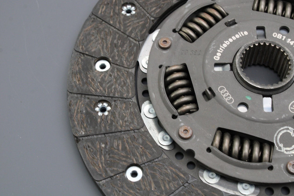 Audi A4 B8 A5 A6 C7 Q5 6 speed manual gearbox clutch plate 0B1141031PX
