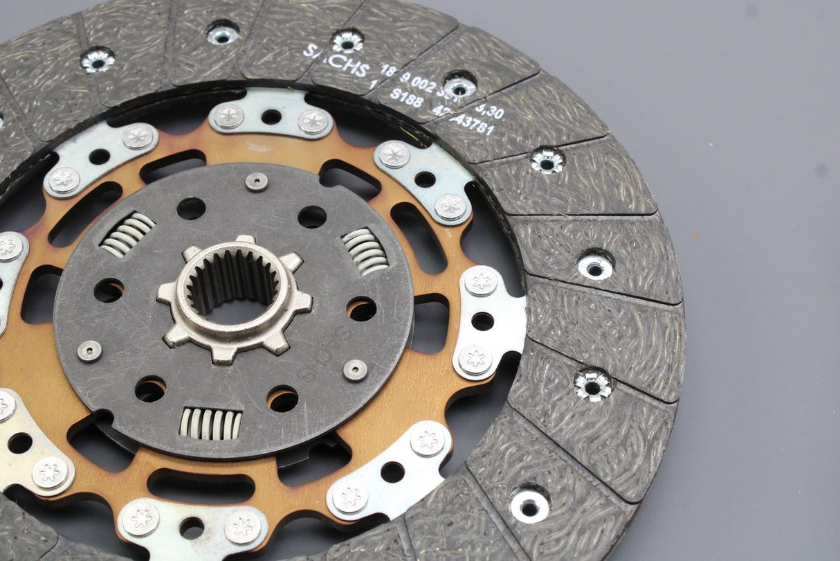 VW Audi Skoda SEAT 1.6 2.0 TDI clutch and pressure plate kit 04L141015AX