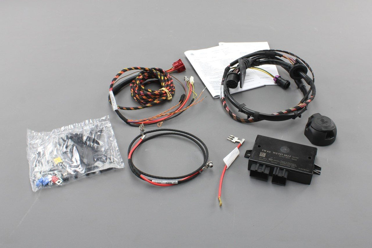 VW Touran 09-15 tow bar electrics installation kit (LHD ONLY) 1T0055204E, view 1